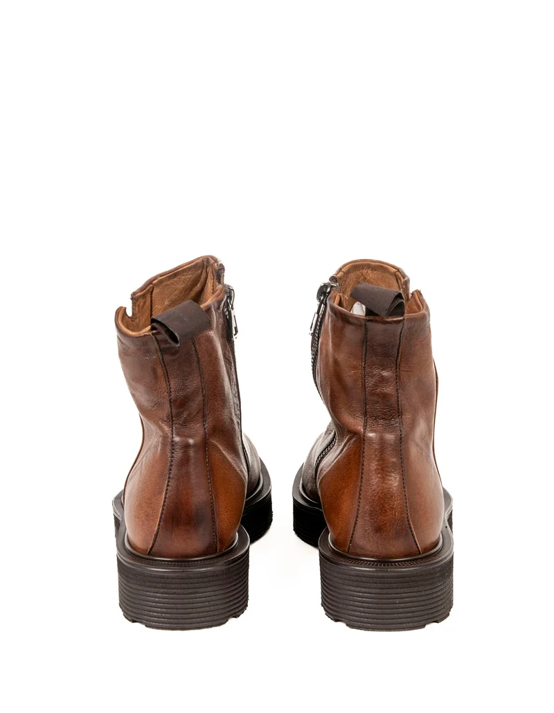 Boots chelsea sturlini