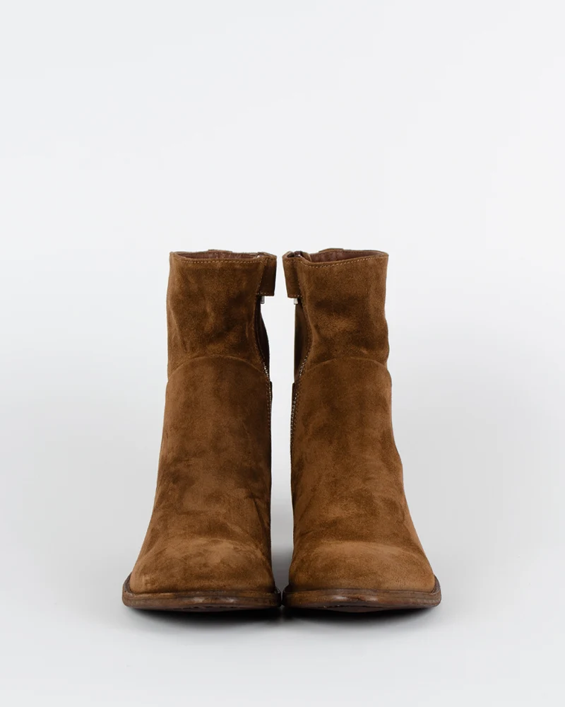 Boots officine creative