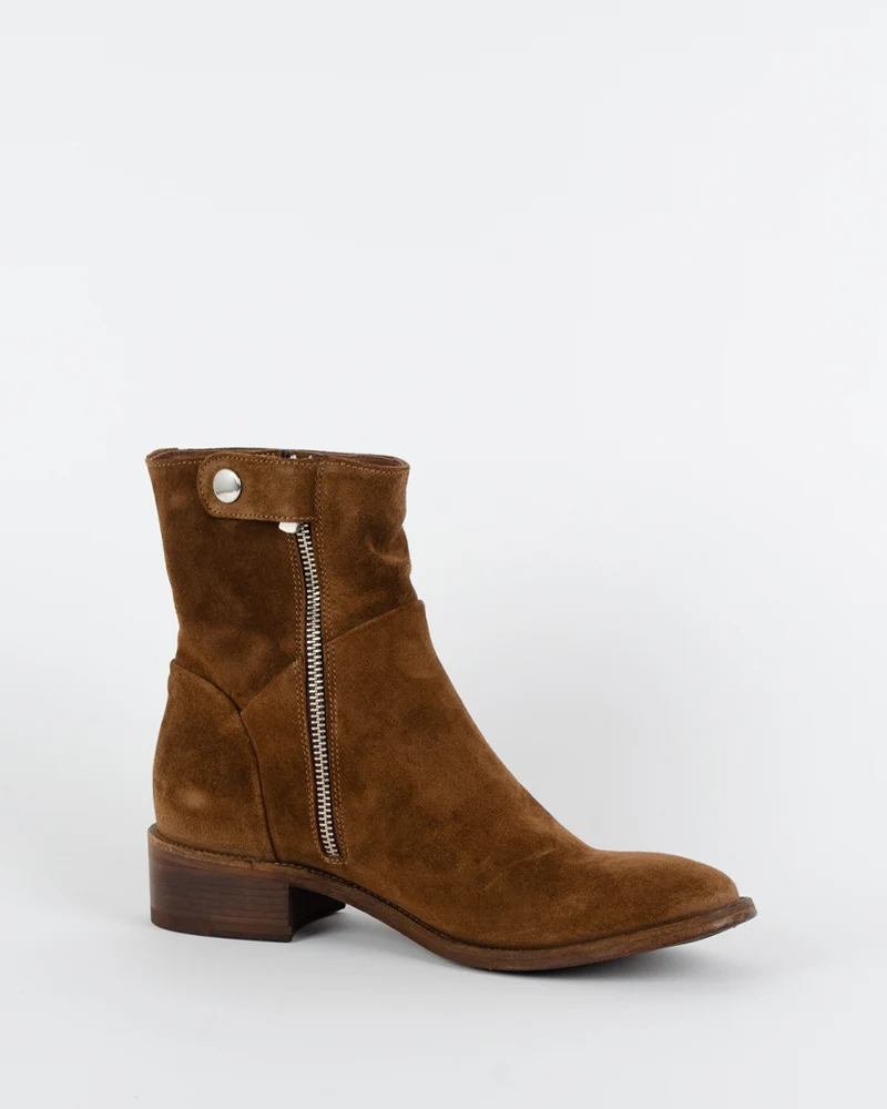 Boots officine creative