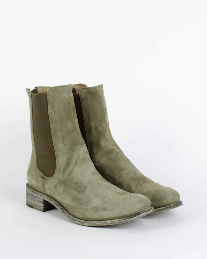 Boots officine creative