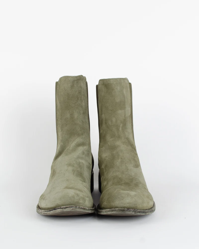 Boots officine creative