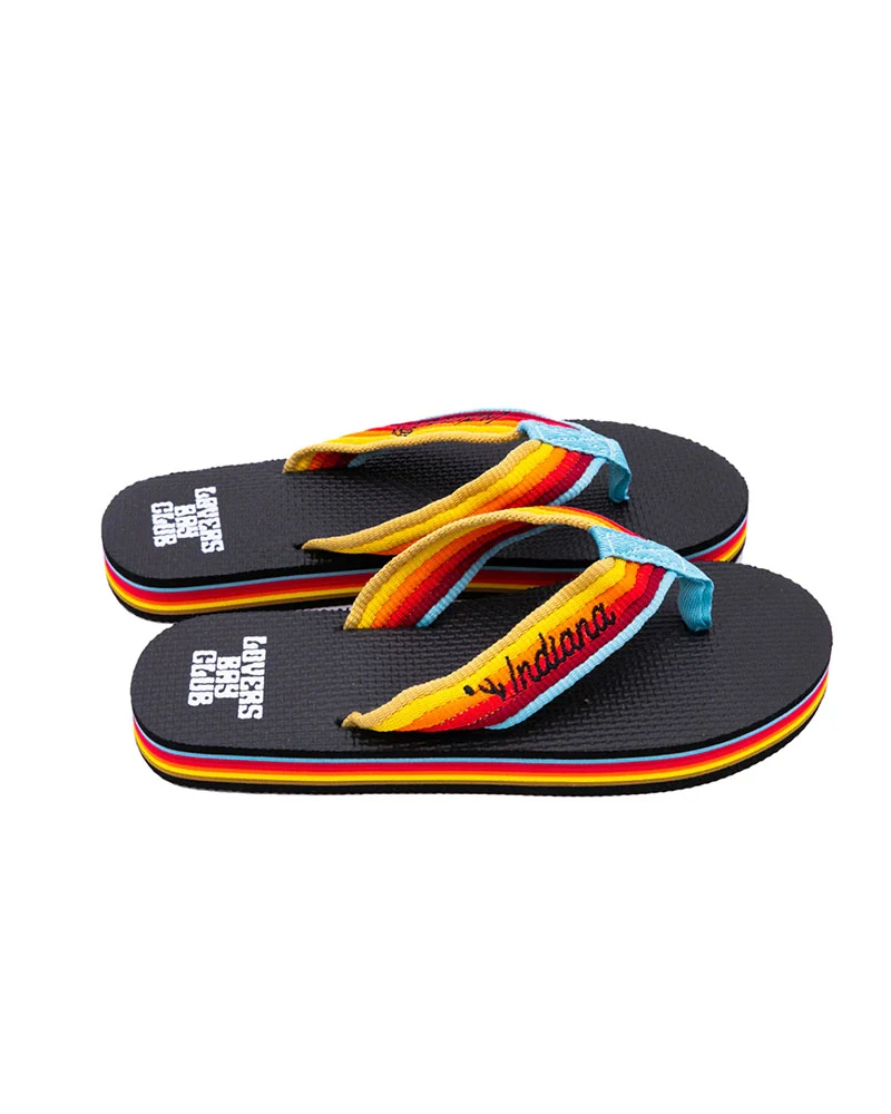 Tongs lovers bay club