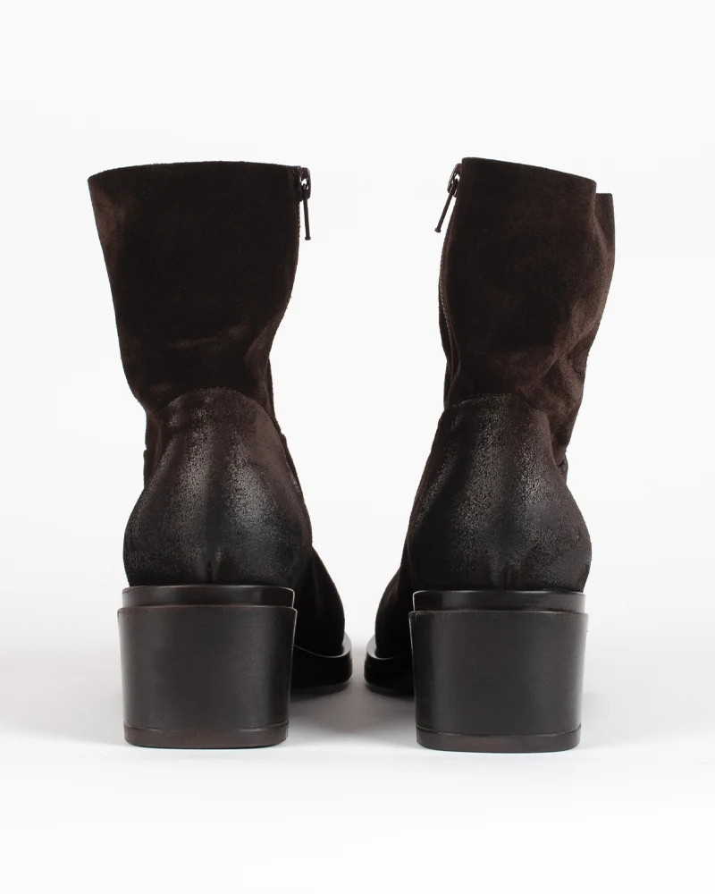 Boots aramis
