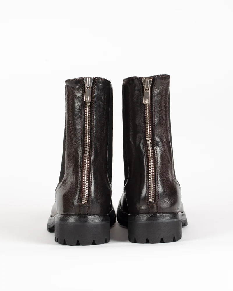 Boots loraine