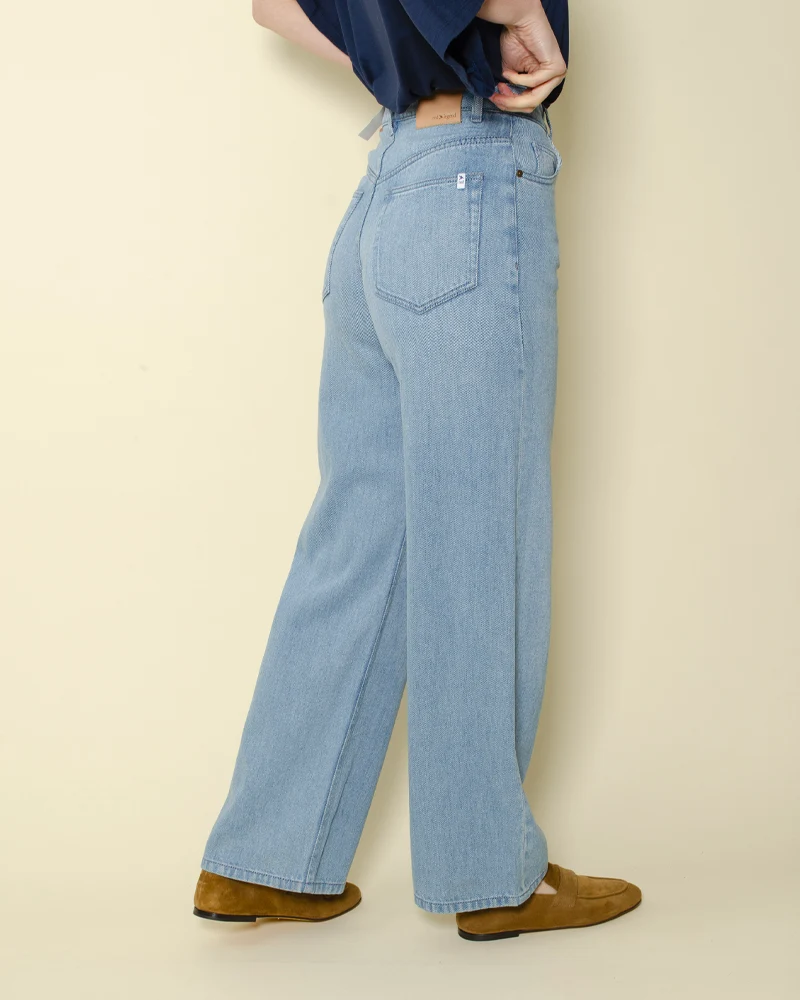 Jean red legend