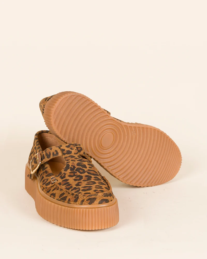 Mocassins we do