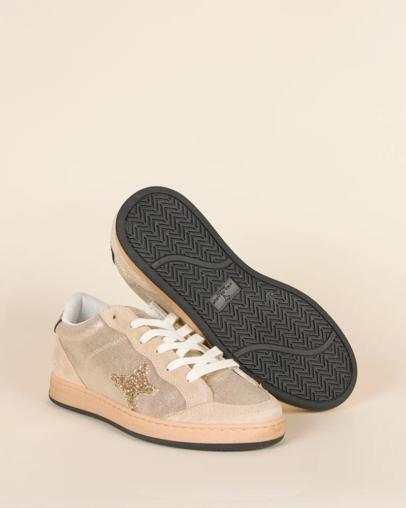 Baskets ama brand women