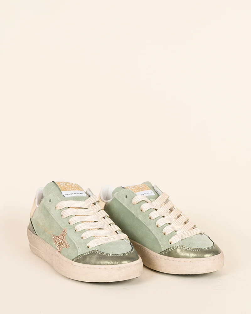 Baskets ama brand women