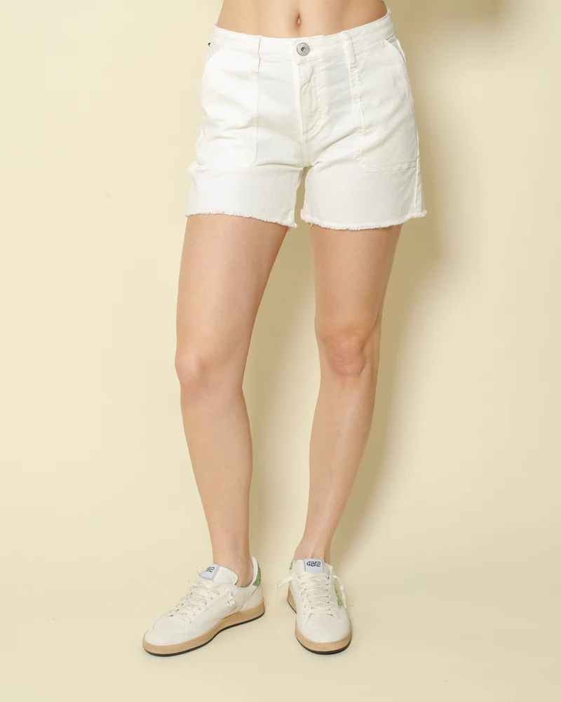 Short denim studio