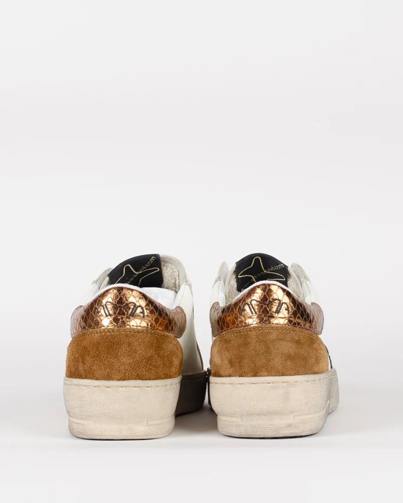 Baskets ama brand women