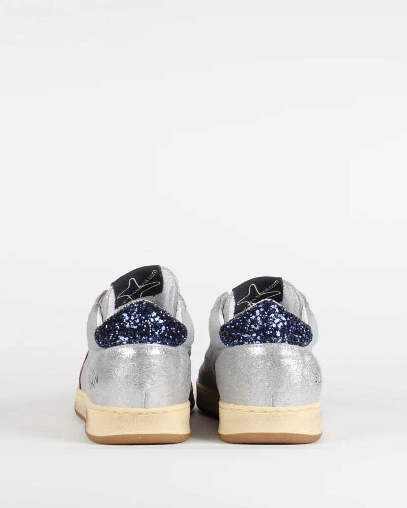 Baskets ama brand women