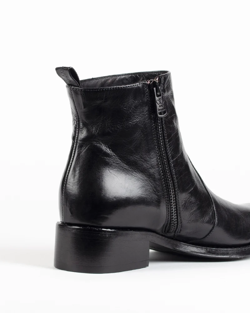 Boots king tartufoli