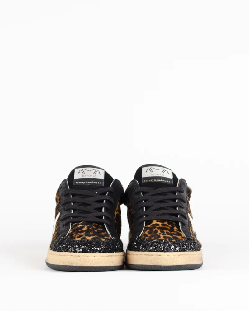 Baskets ama brand women