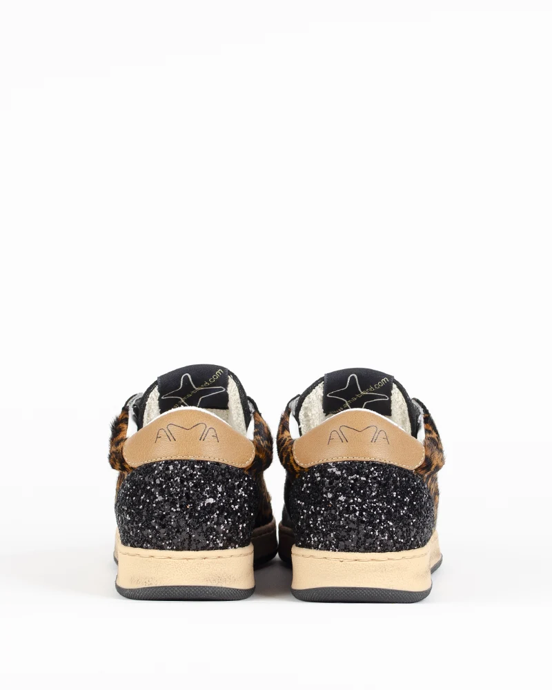 Baskets ama brand women