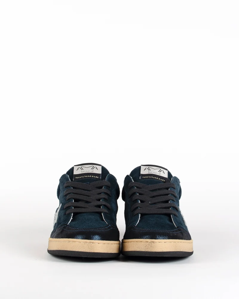 Baskets ama brand women