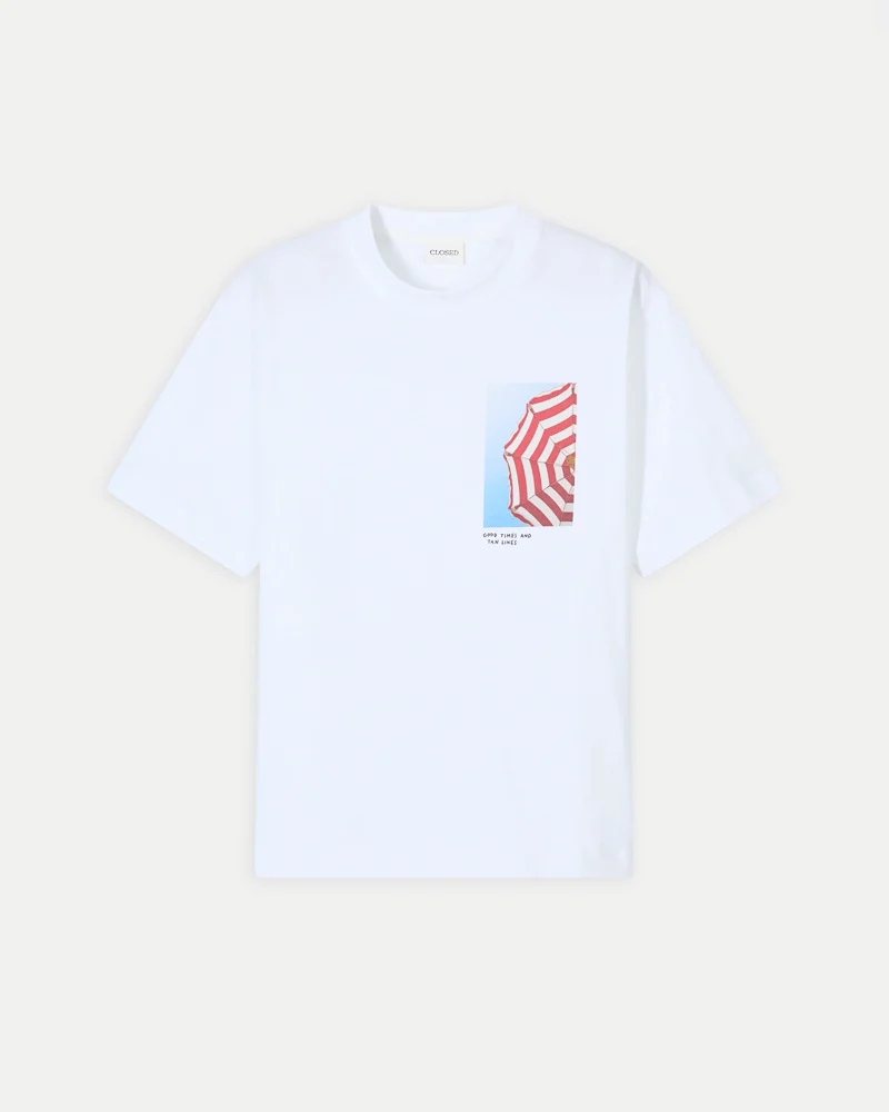 Tee shirt closed