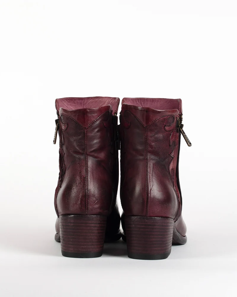 Boots king tartufoli