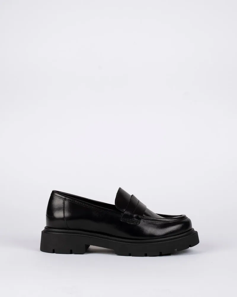 Mocassins we do