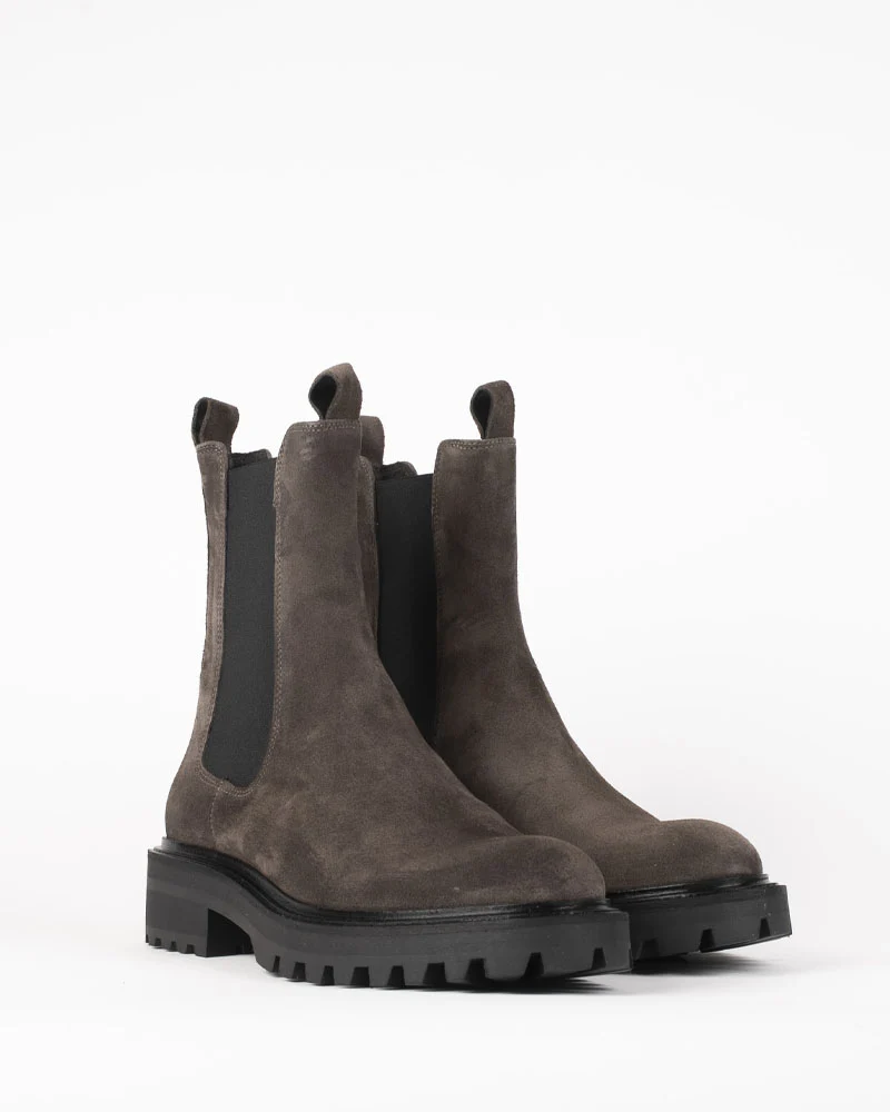 Boots billi bi