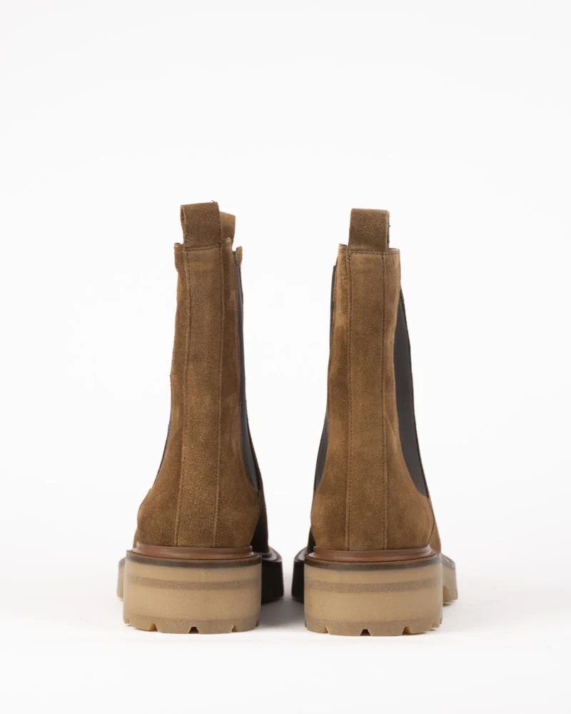 Boots billi bi