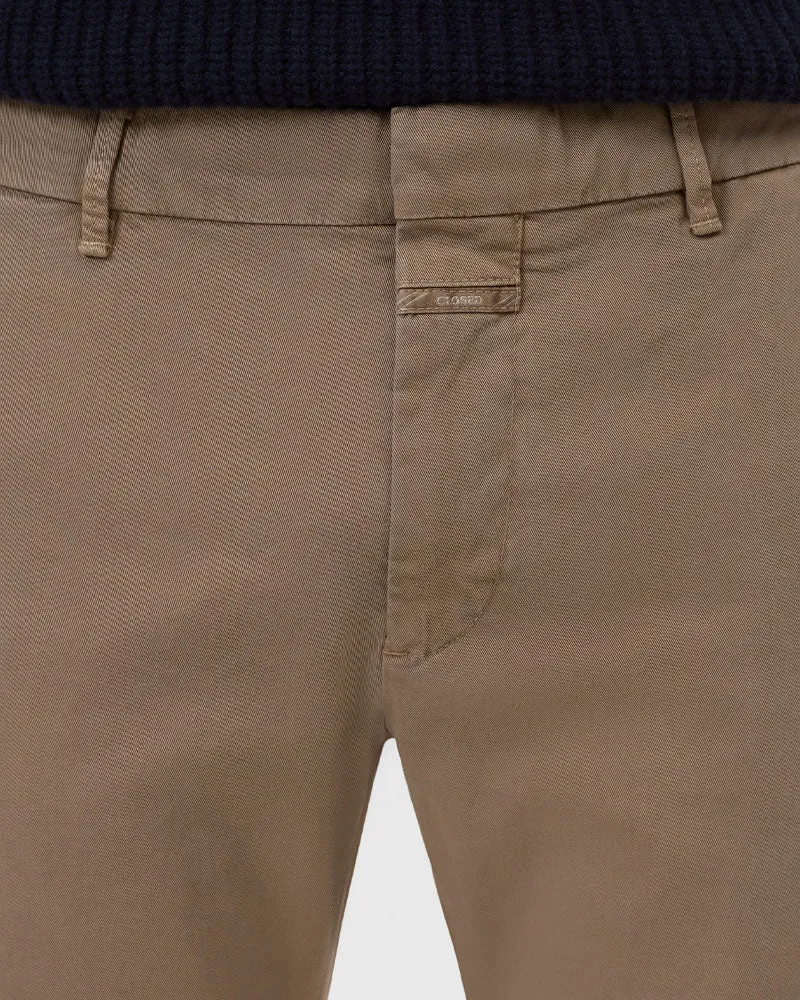 Pantalon closed