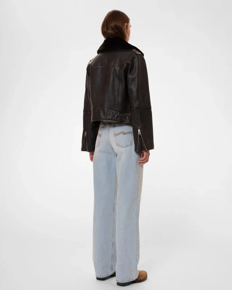 Perfecto greta nudie woman