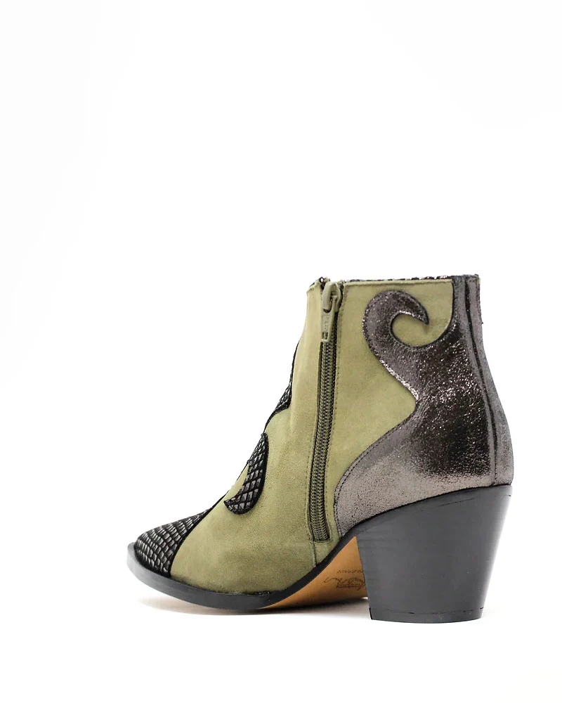Boots creatis