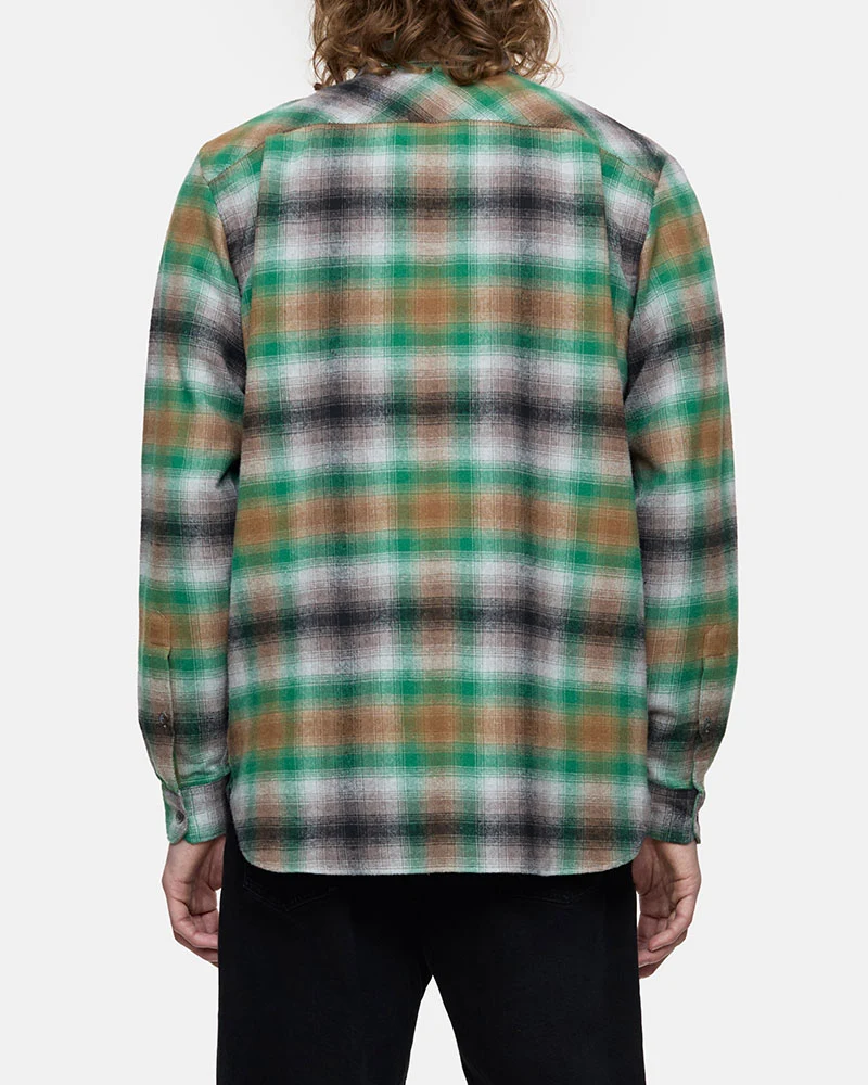 Chemise closed
