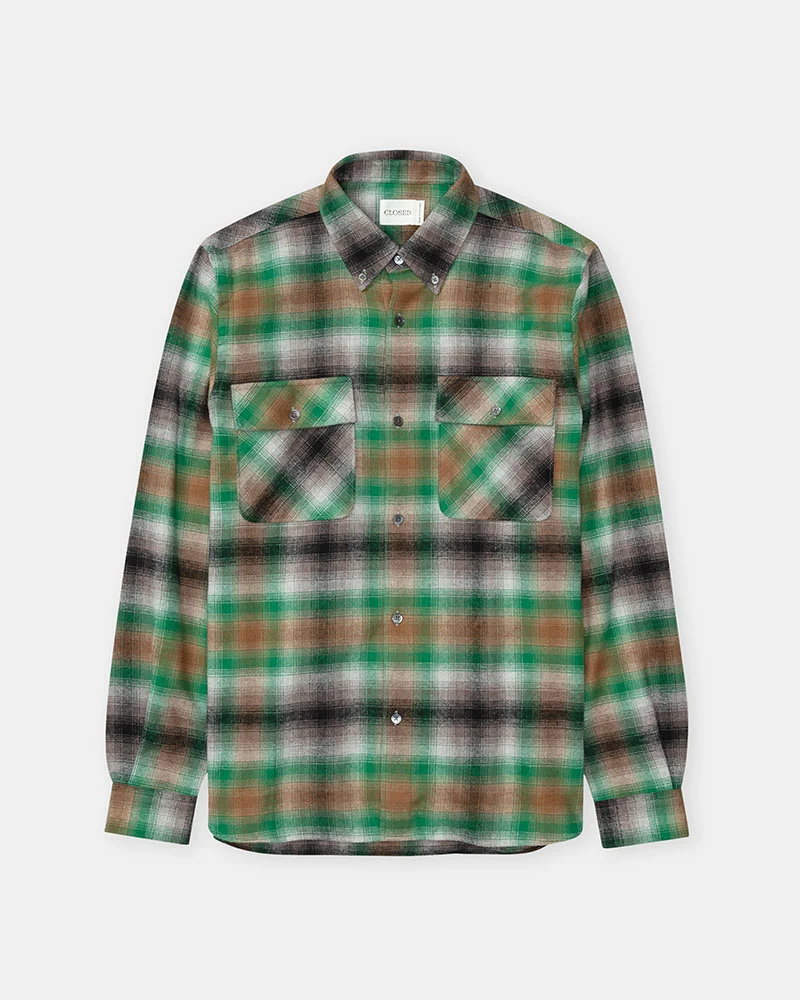 Chemise closed