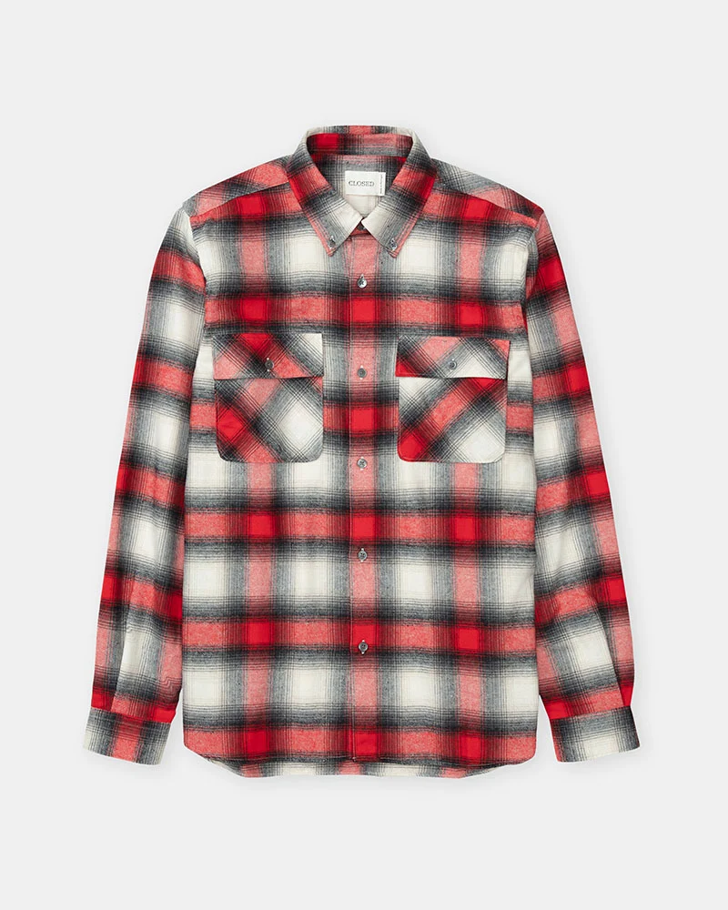 Chemise closed