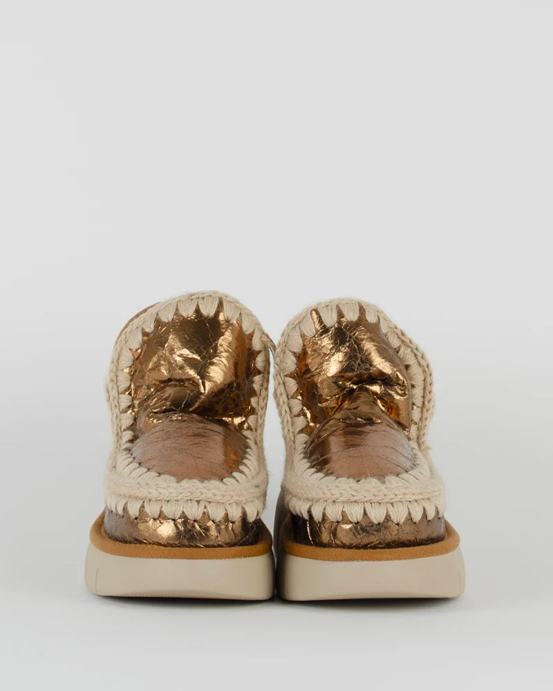 Boots mou