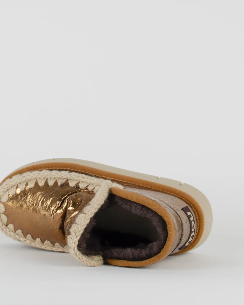 Boots mou
