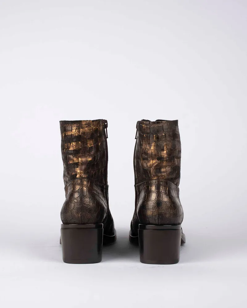 Boots elena iachi