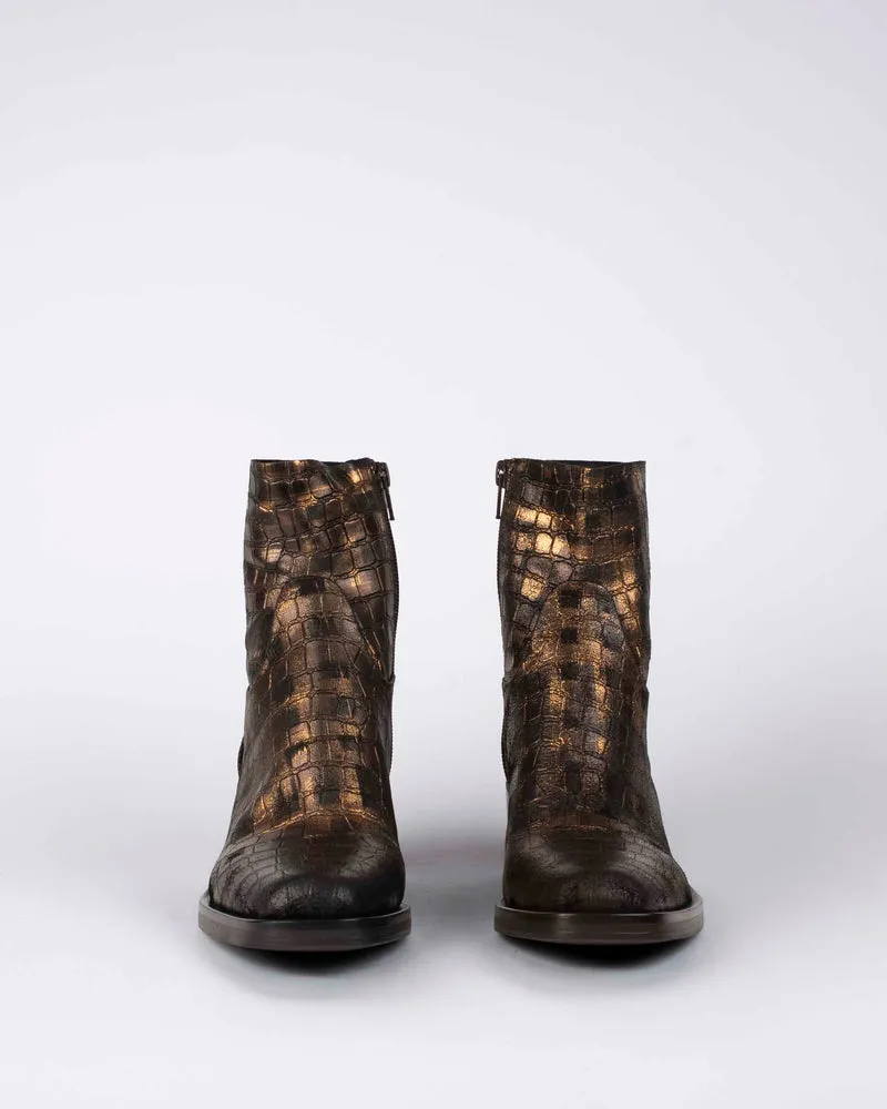 Boots elena iachi