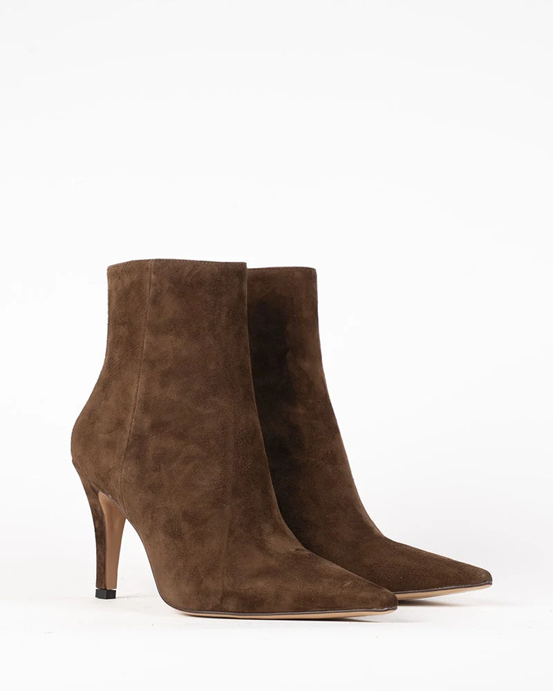 Boots lola cruz