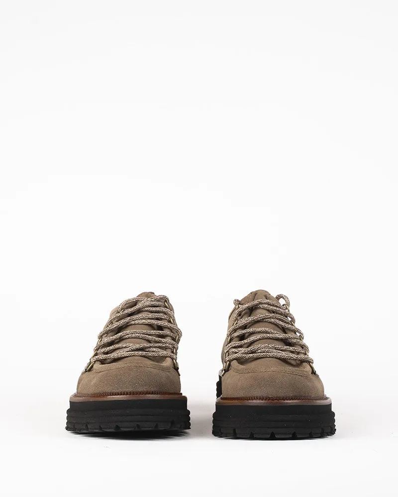Derbies mat 20