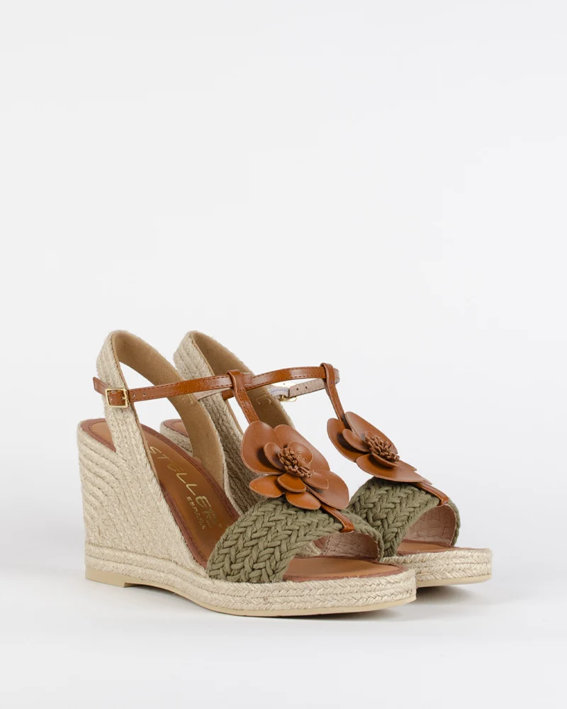 Sandale compensee fleur casteller