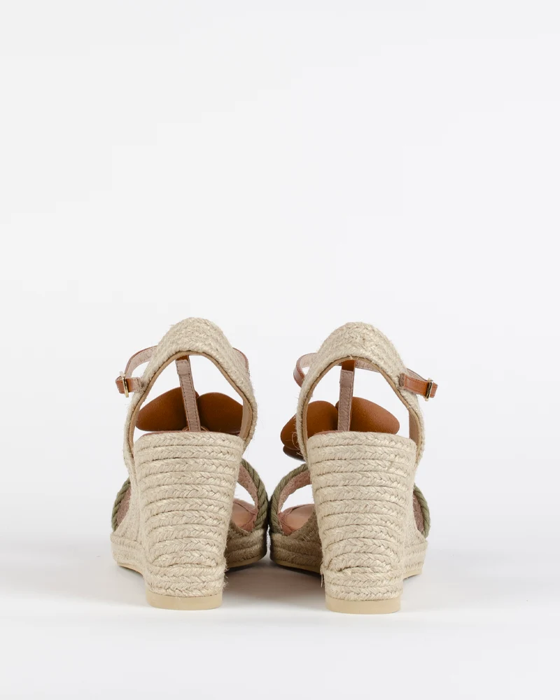 Sandale compensee fleur casteller