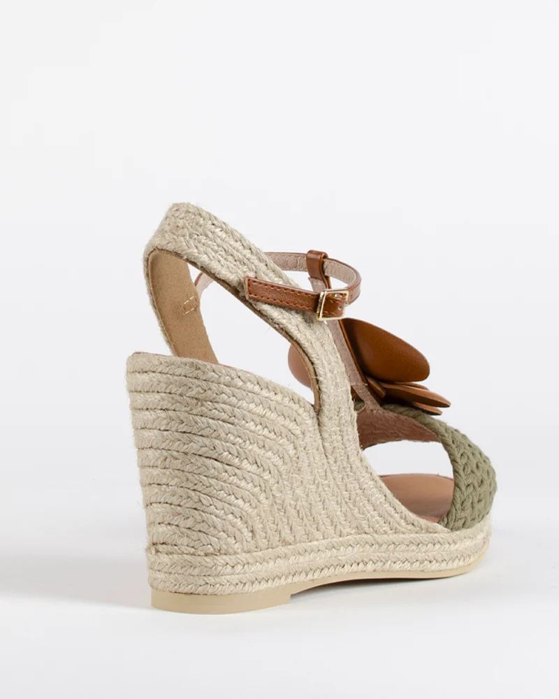 Sandale compensee fleur casteller