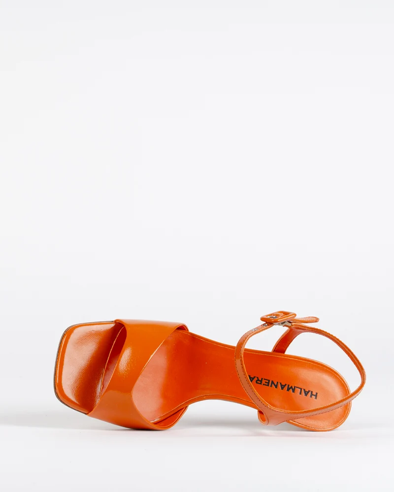 Sandales vernis halmanera
