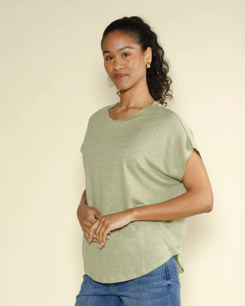 Tee shirt not shy