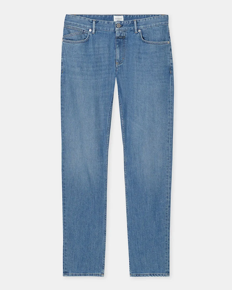 Jean closed
