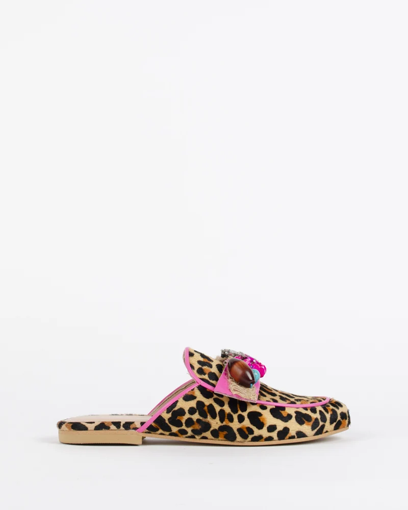 Mules elina linardaki