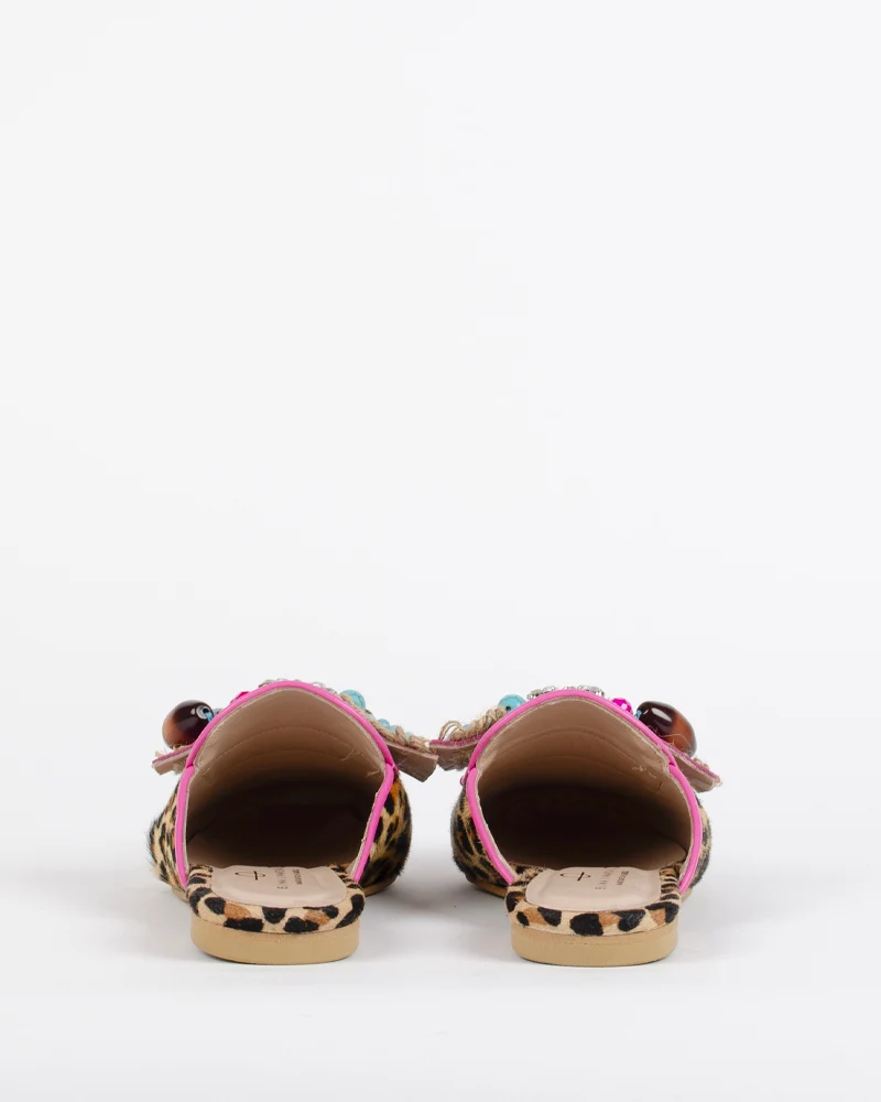 Mules elina linardaki