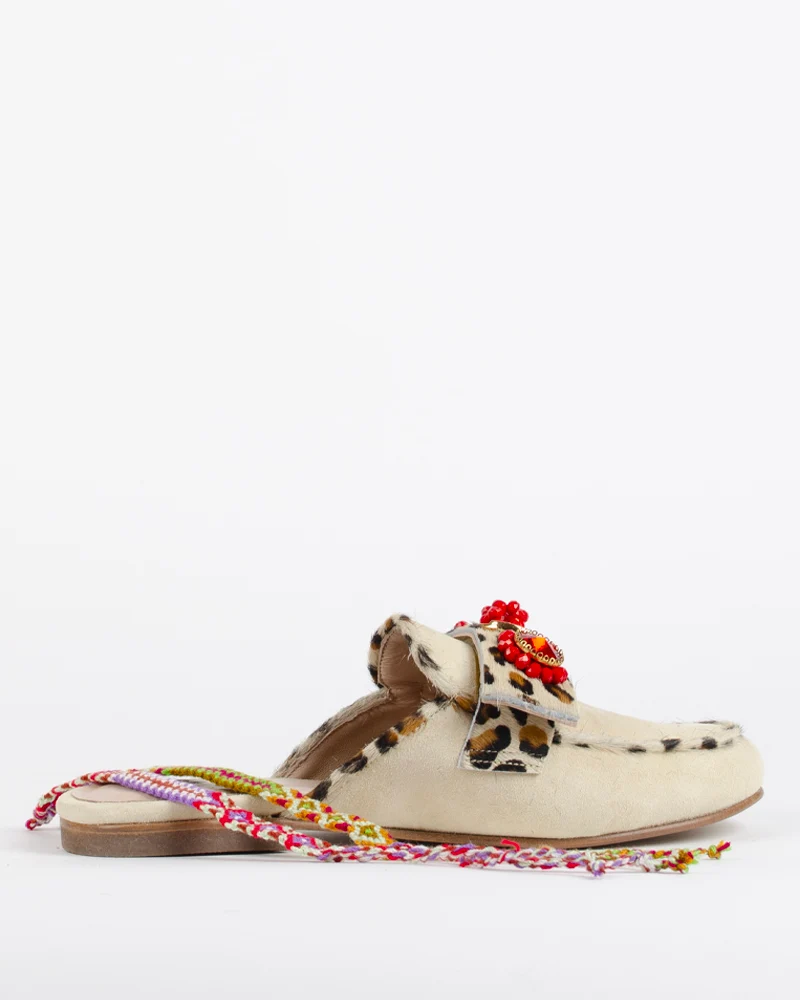 Mules elina linardaki