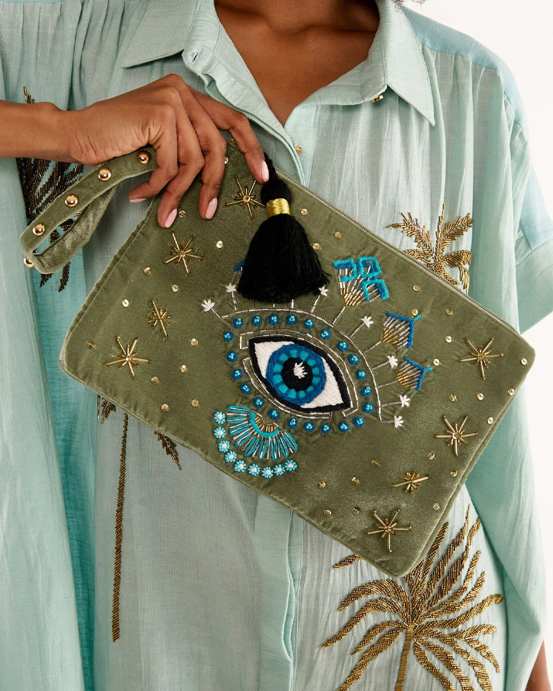 Pochette velours wild by amenapih