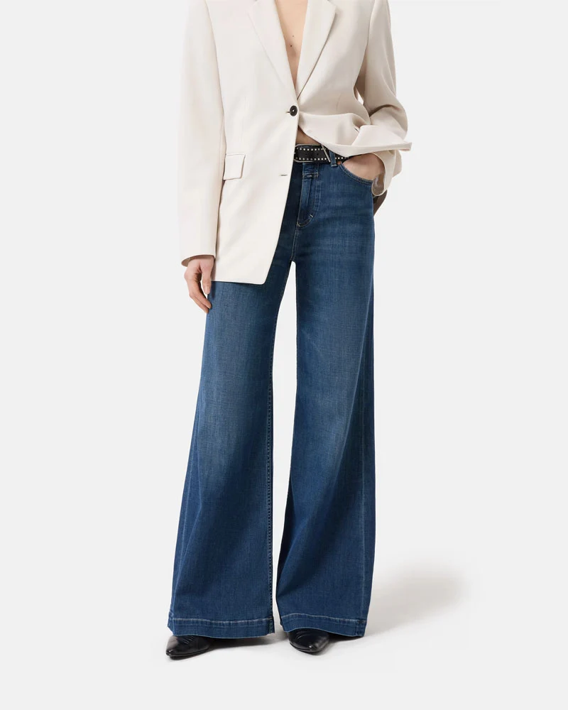 Jean glow up closed women