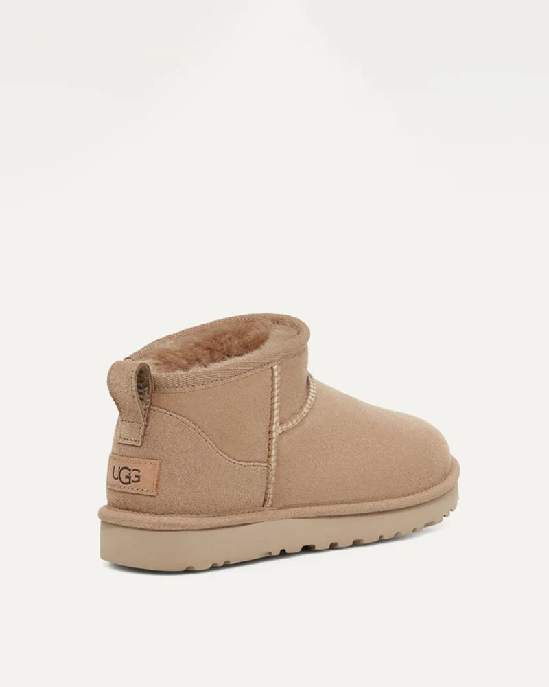 Boots classic ultra mini ugg