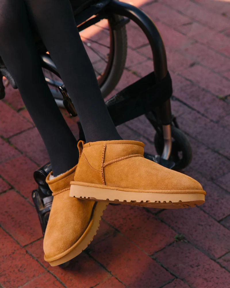 Boots classic ultra mini ugg