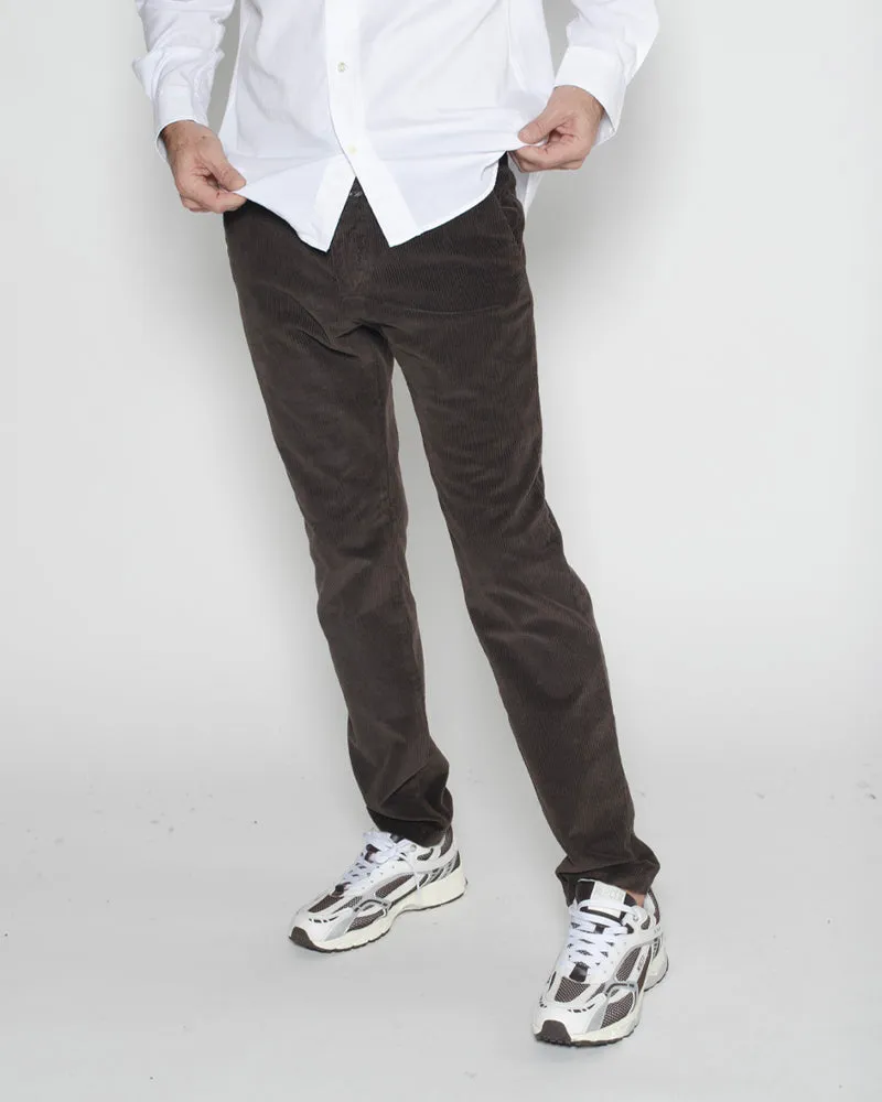 Pantalon darwin closed